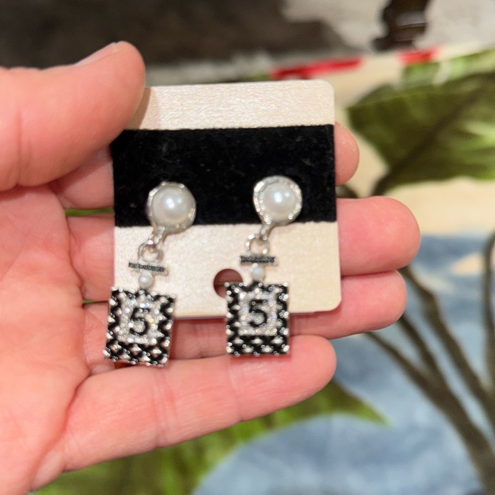 Earring